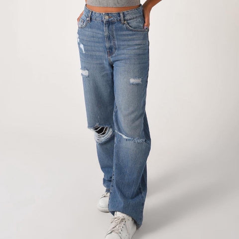 Distressed Relaxed Boyfriend Jean