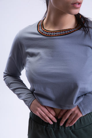 Long Sleeve Arabesque Jacquard Cropped Tee